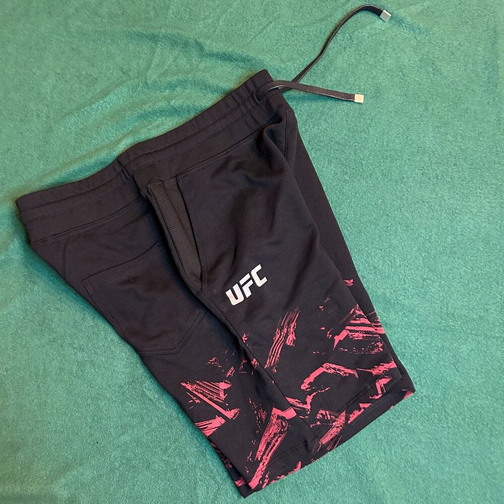 Authentic UFC Venom Shorts - Picture 4 of 6